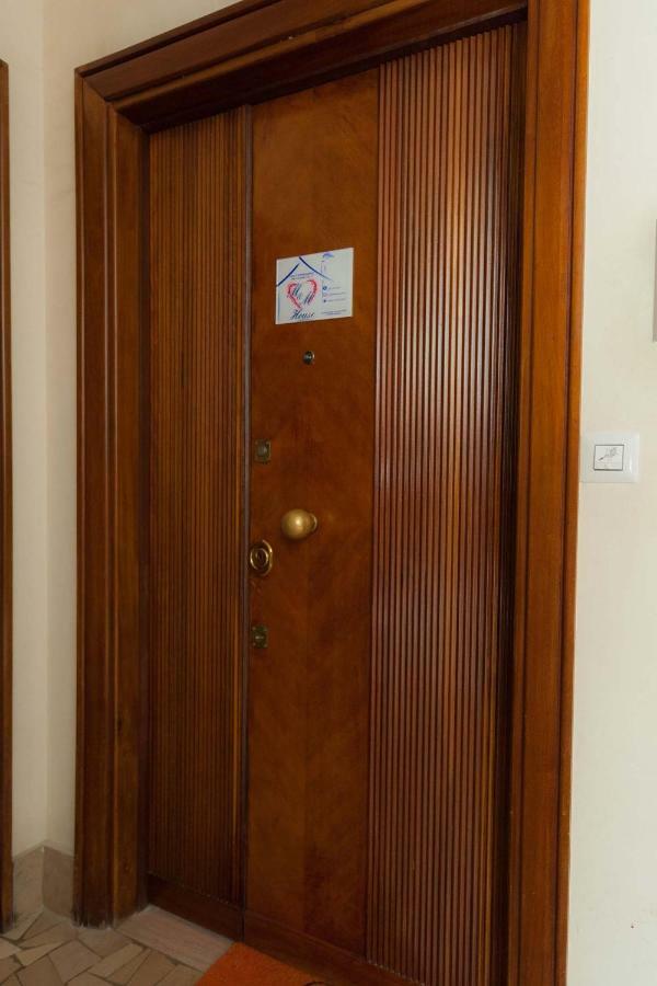 M&M House Appartement Rome Buitenkant foto
